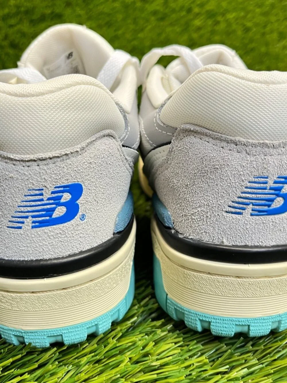 New Balance 550 Boys Size 7Y White Blue Athletic Leather Walking Shoes Sneakers
